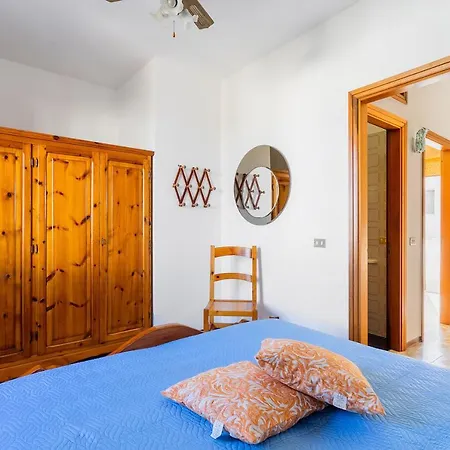 Villino Sabrina Con Piscina בית נופש *
